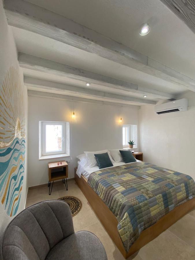House Malena - Rooms Vis Exterior foto